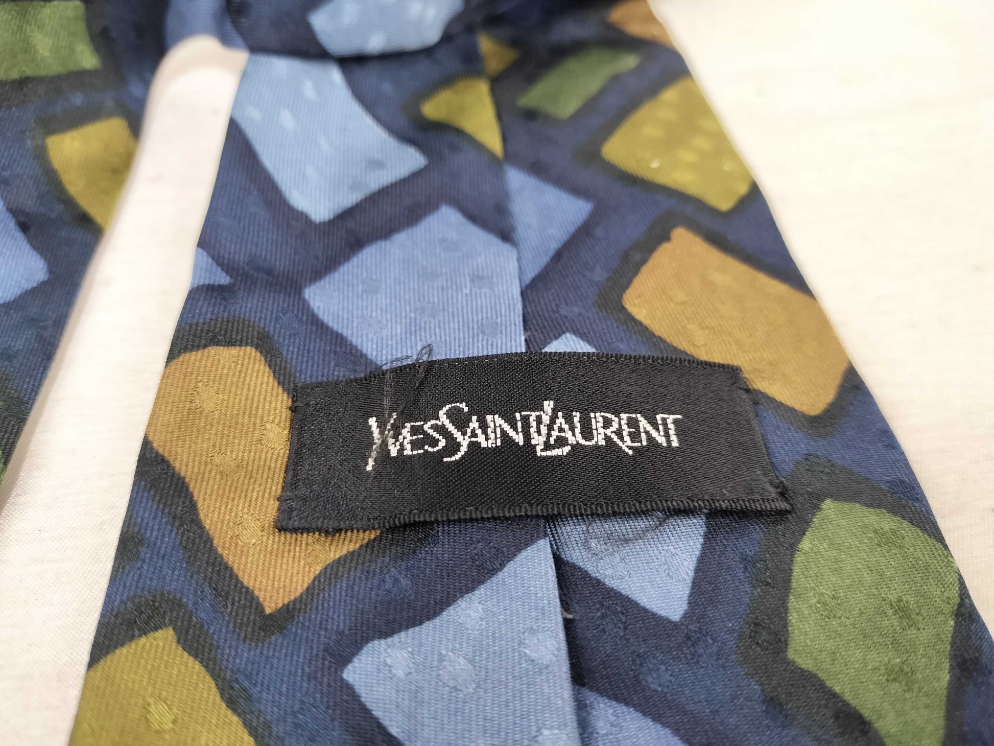 Yves Saint Laurent Yves Saint-Laurent Scarf Tie