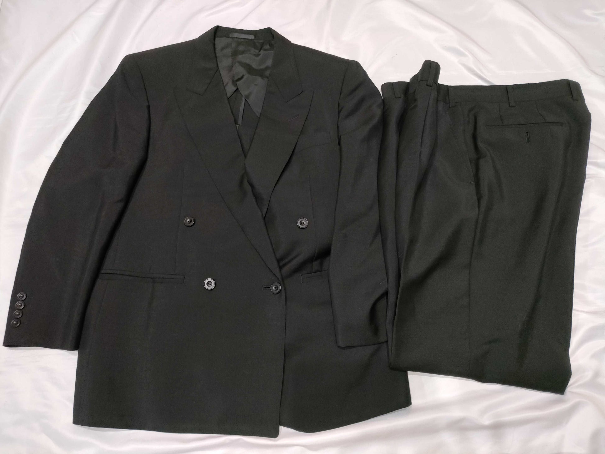 BURBERRY Burberrys Suits Other Apparel
