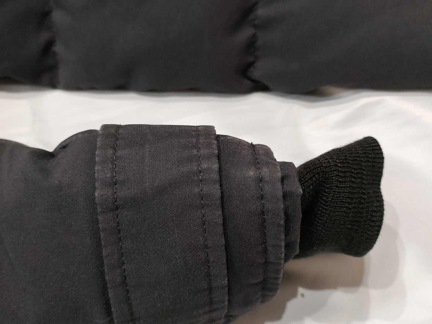 CANADA GOOSE Down Jacket Coat