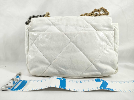 CHANEL CHANEL 19 Chain Shoulder Bag, Matelasse, 30s, Card and Sticker Included