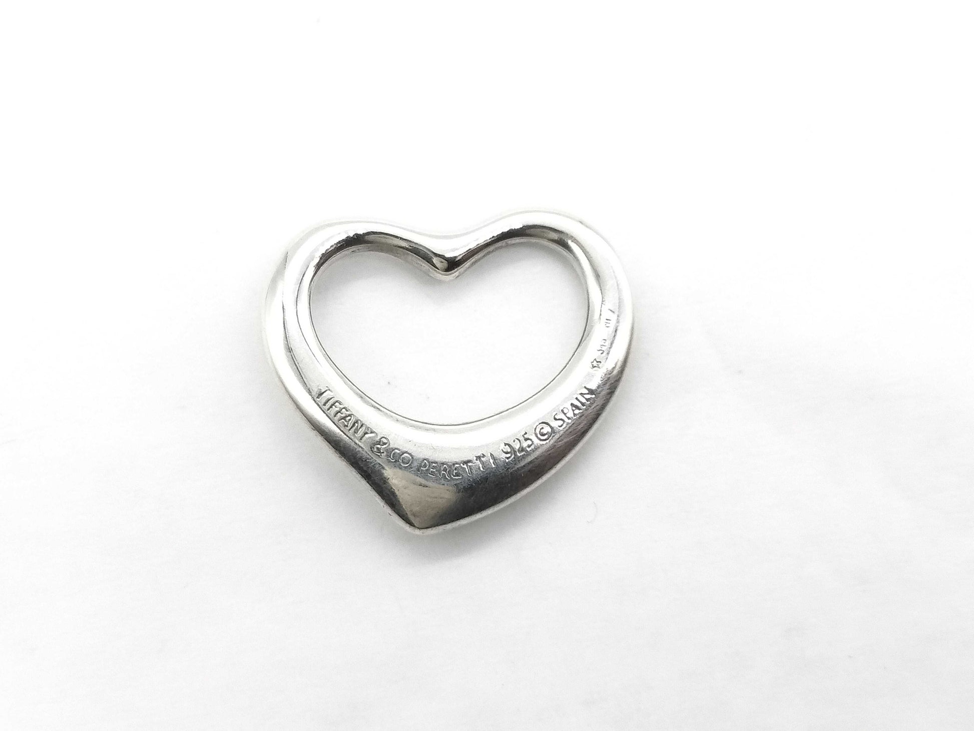 Tiffany & Co. Tiffany Open Heart Top Pendant Top