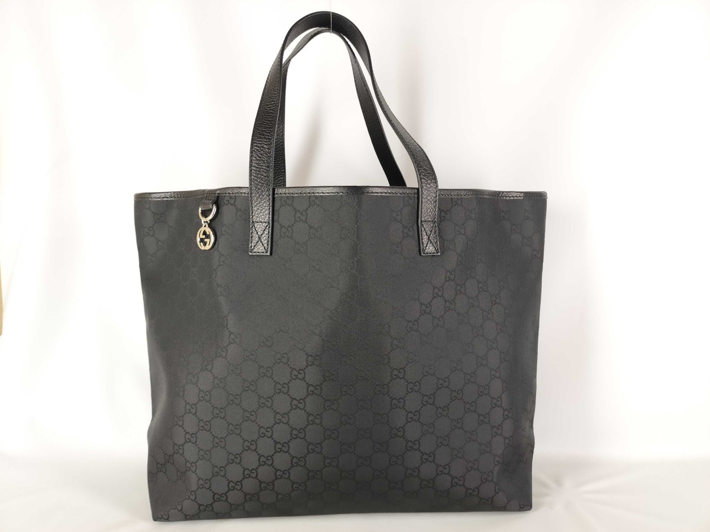 GUCCI GG Canvas Black Tote Bag 211525