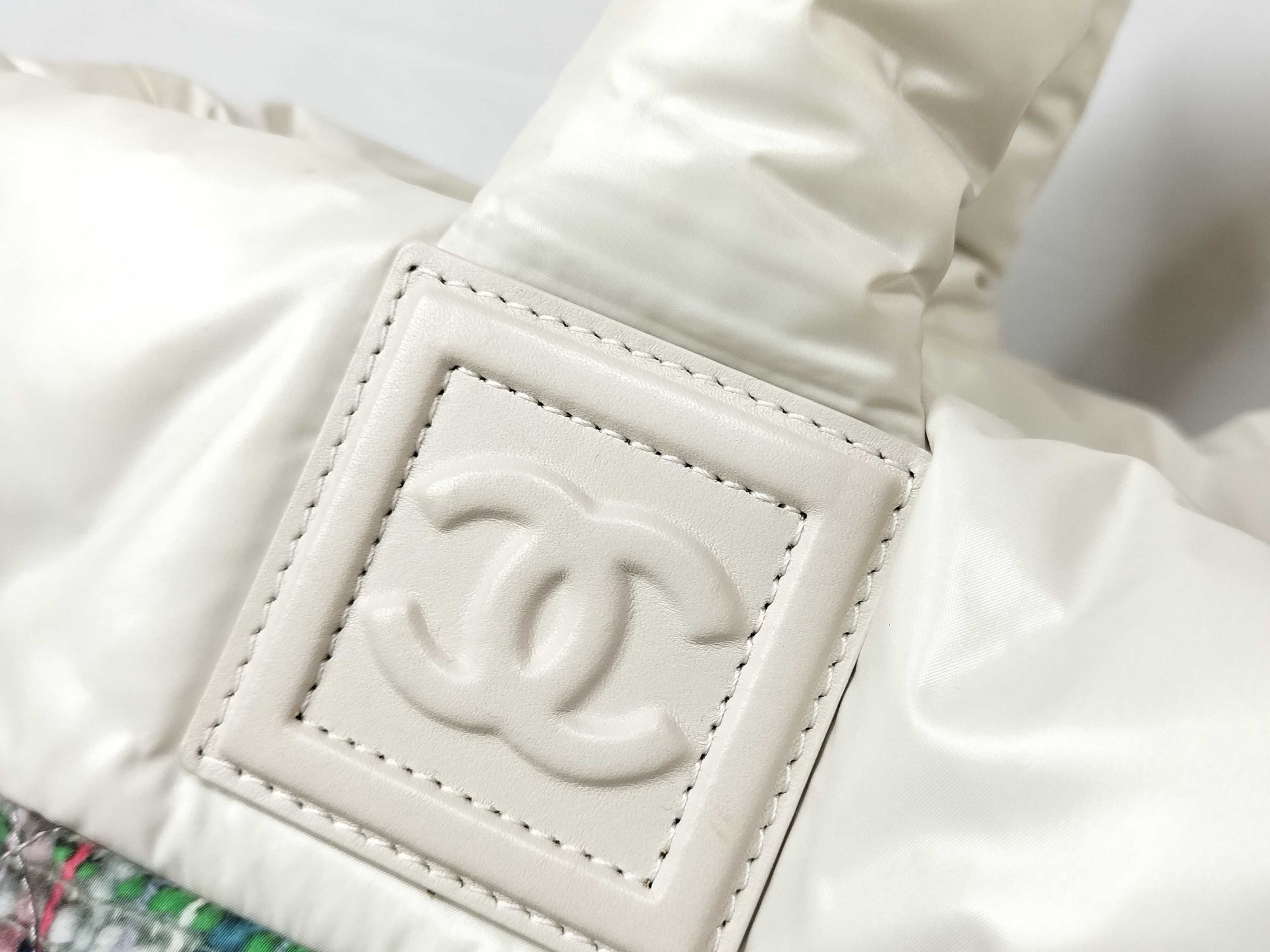 CHANEL Coco Cocoon Tote Bag