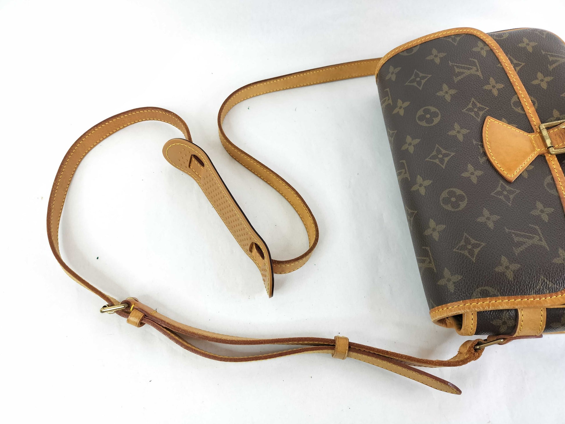 LOUIS VUITTON Monogram Louis Vuitton Sologne Monogram M42250 Shoulder Bag