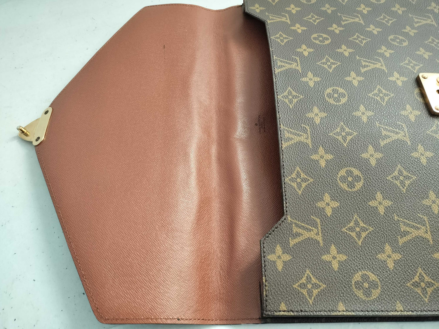 LOUIS VUITTON Monogram Louis Vuitton Monogram Clutch Bag M53335 8901CT Clutch Bag