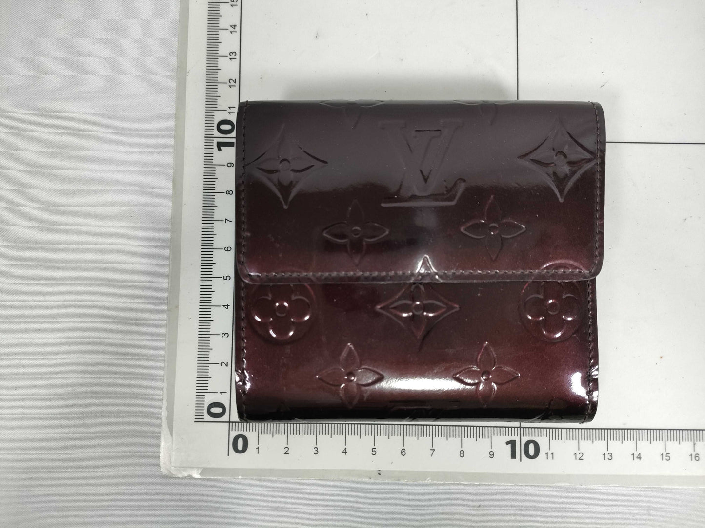 LOUIS VUITTON Vernis Porte-Monnaie Carte Credit SN3160 Wallet