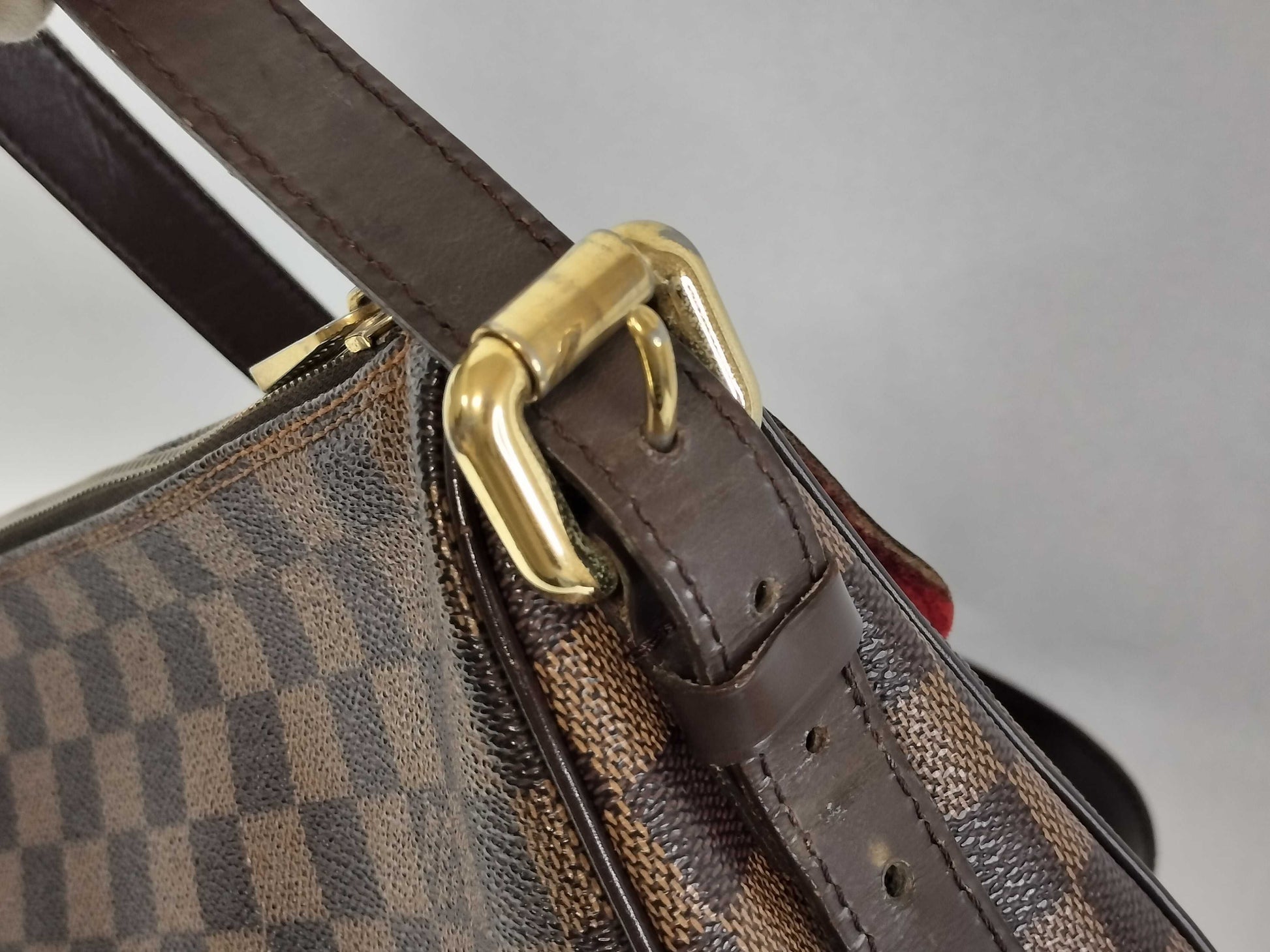 LOUIS VUITTON Damier Ravello GM Shoulder Bag