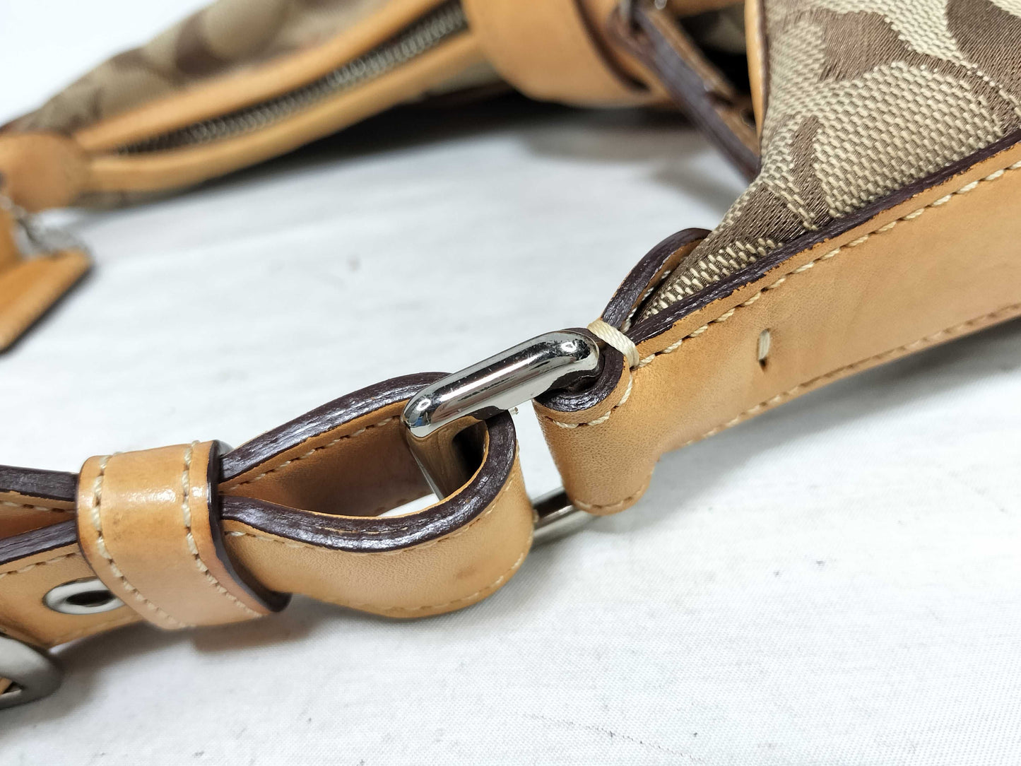 COACH Signature Coach Handbag Shoulder Bag