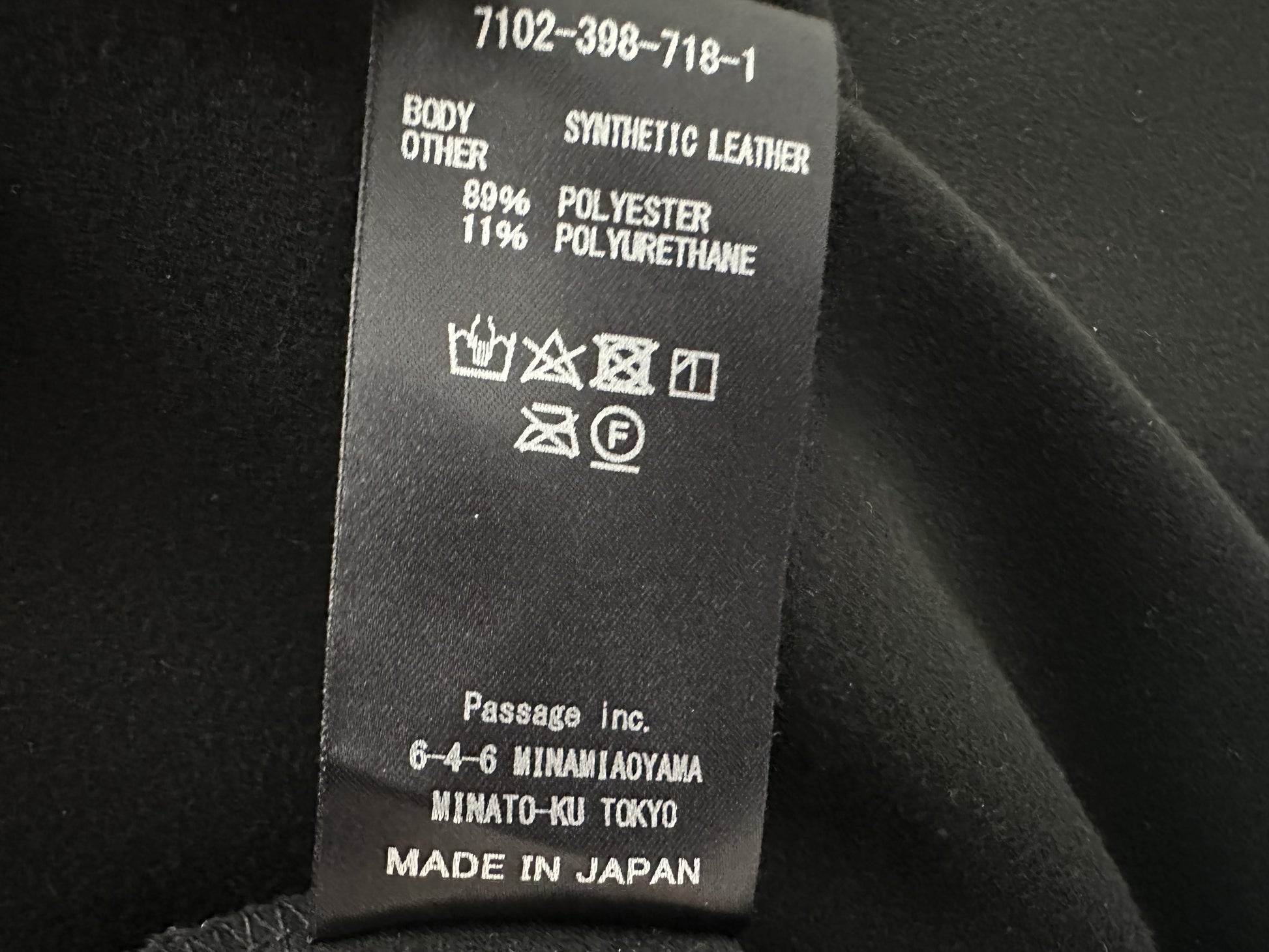 COGTHEBIGSMOKE Eco Leather Top, Black