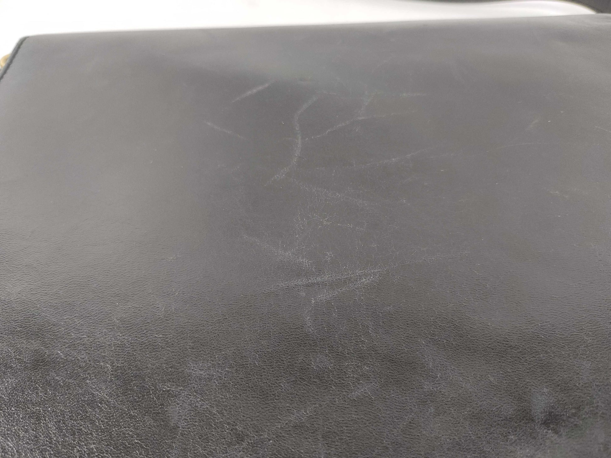 Yves Saint Laurent Quilted Shoulder Bag in Black Leather