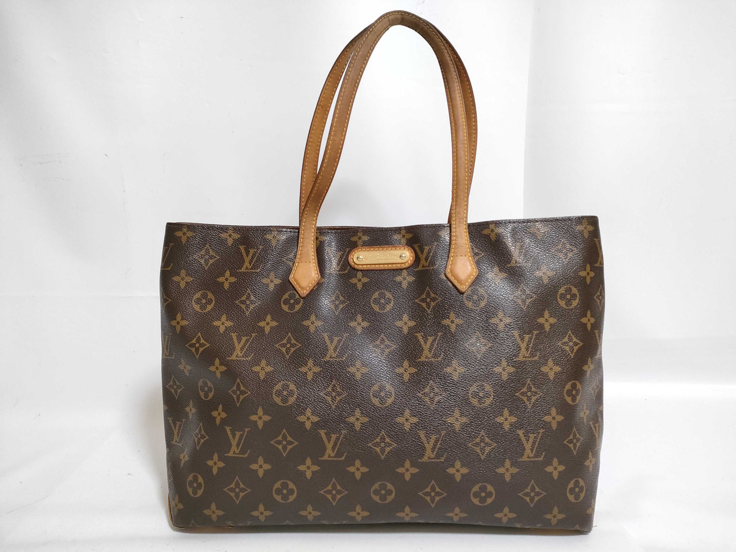 LOUIS VUITTON Monogram LV Wilshire MM M45644 Monogram Handbag