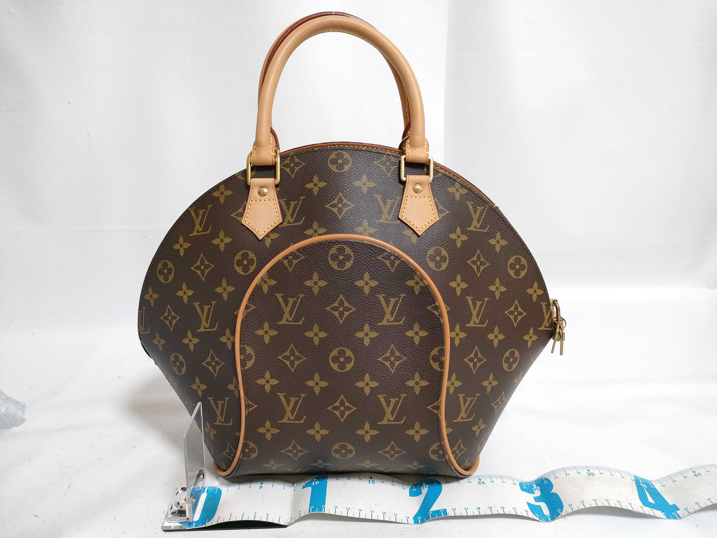LOUIS VUITTON Monogram LV Ellipse MM M51126 Monogram Handbag