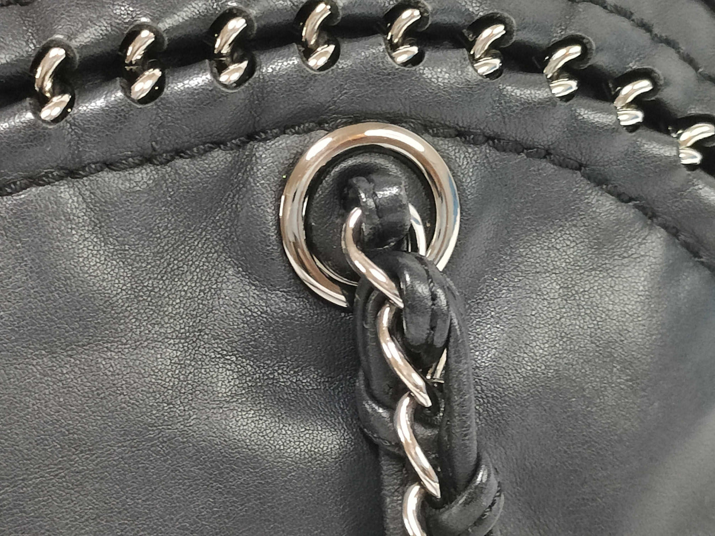 CHANEL Luxury Shoulder Bag
