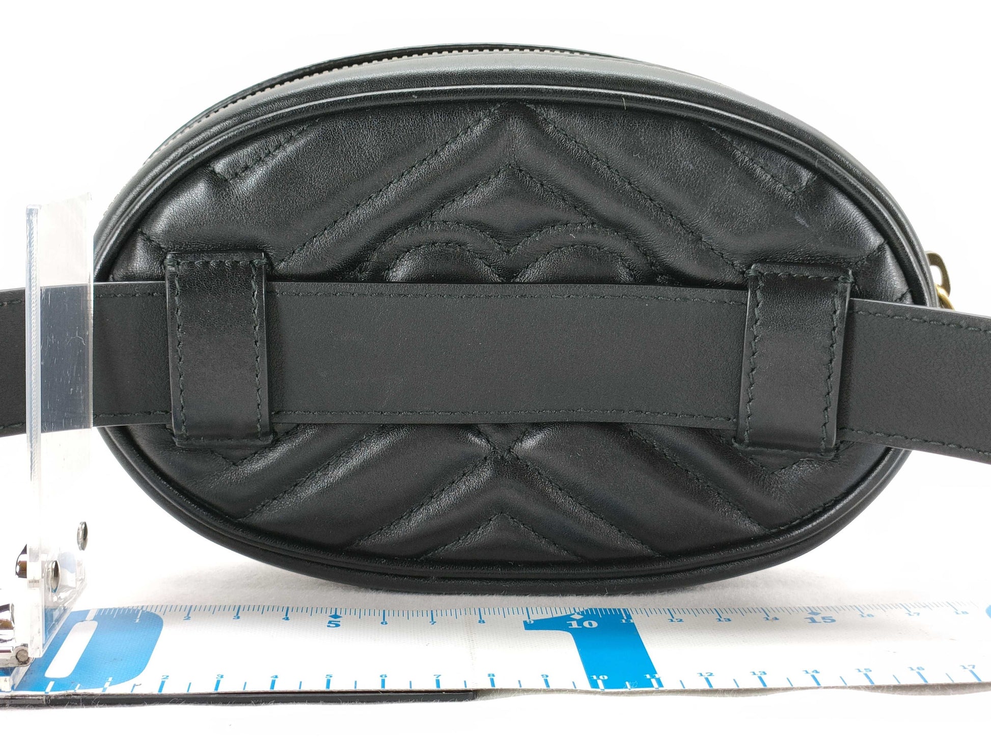 GUCCI GG Marmont 476434 Body Bag Leather Belt Bag Black Gold Hardware Quilted Waist Bag