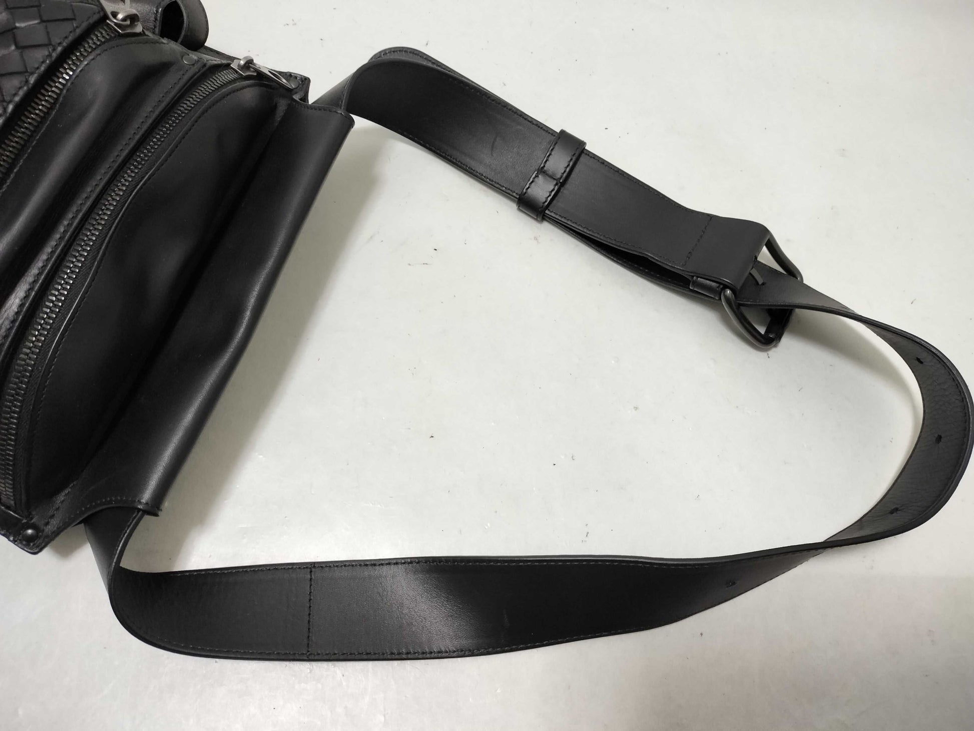 BOTTEGA VENETA Bottega Veneta body bag, black waist bag, shoulder bag, leather intrecciato black waist bag