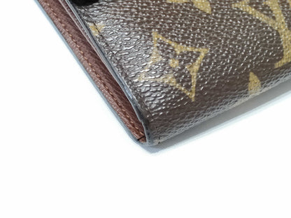 LOUIS VUITTON Two Louis Vuitton long wallets: Portefeuille Sarah and Damier Monogram.