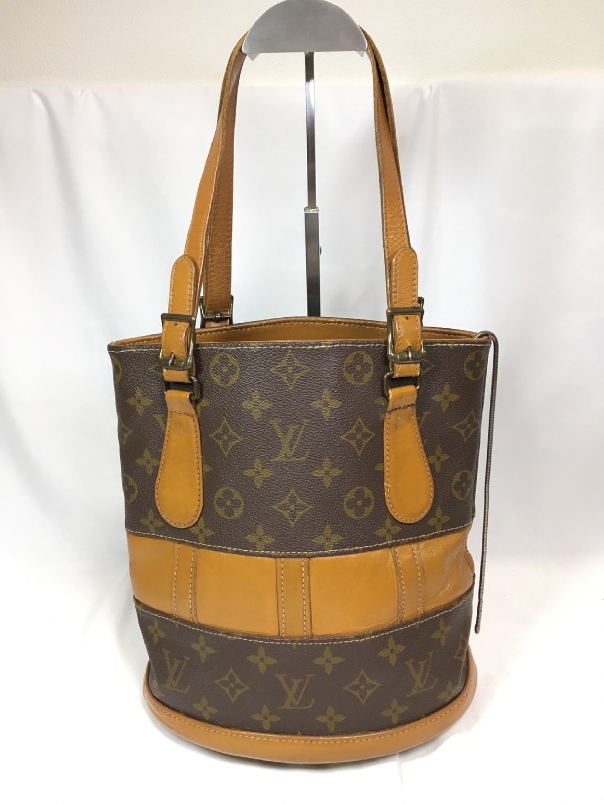 LOUIS VUITTON Monogram Louis Vuitton Shoulder Bag and Handbag Set