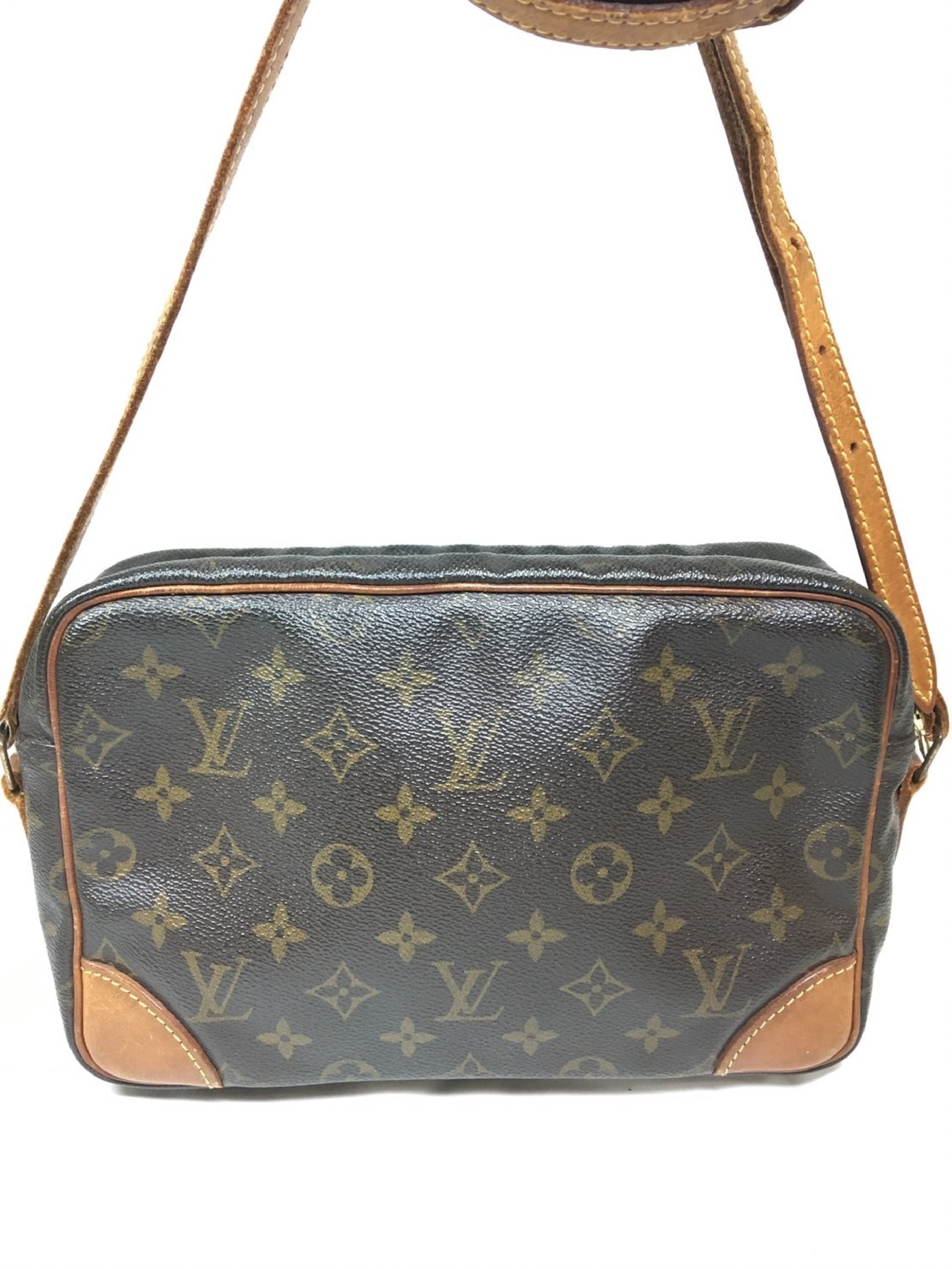 LOUIS VUITTON Monogram Louis Vuitton Shoulder Bag Bundle Set Shoulder Bag
