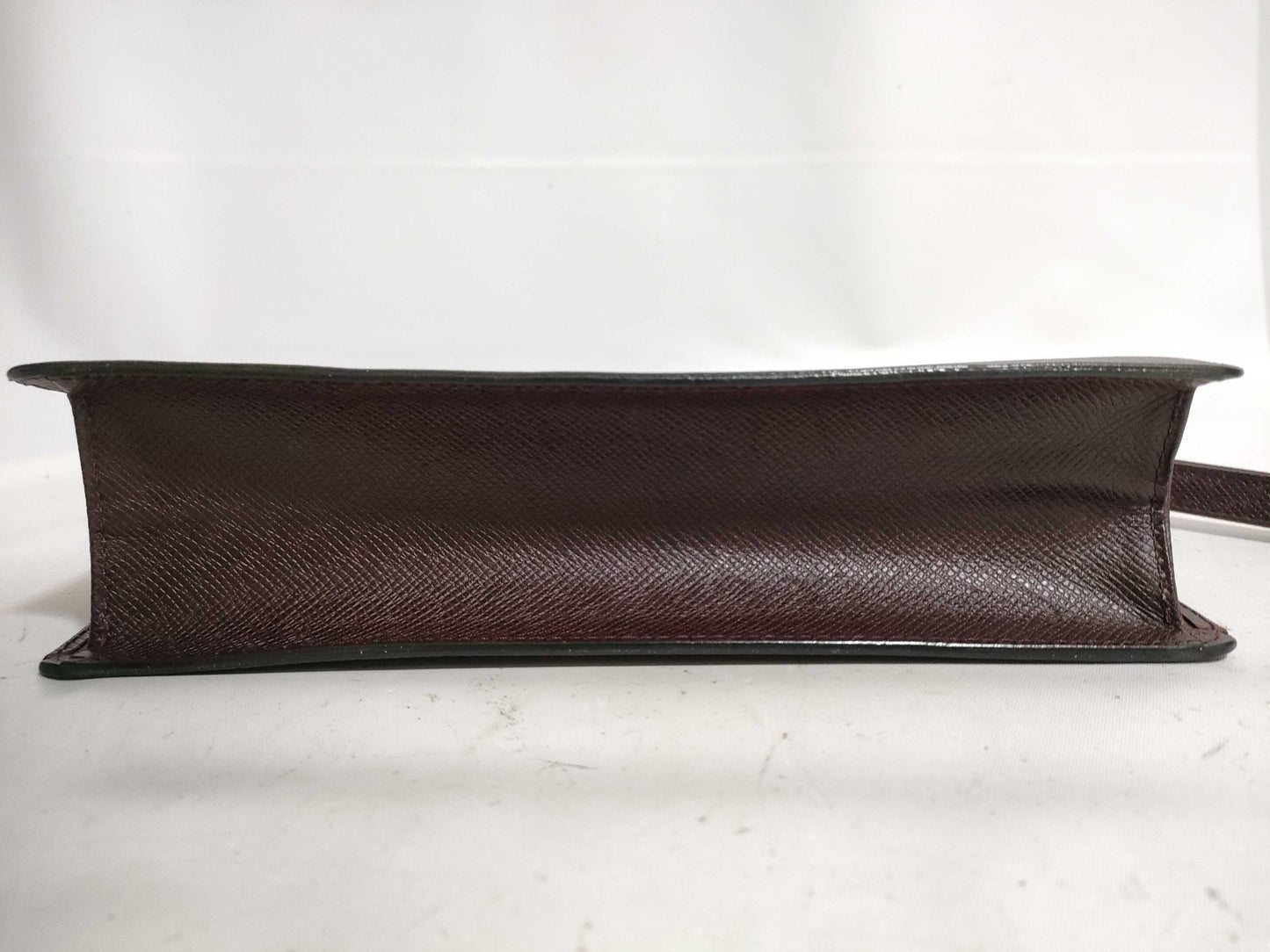 LOUIS VUITTON Taiga Taiga Selenga Second Bag