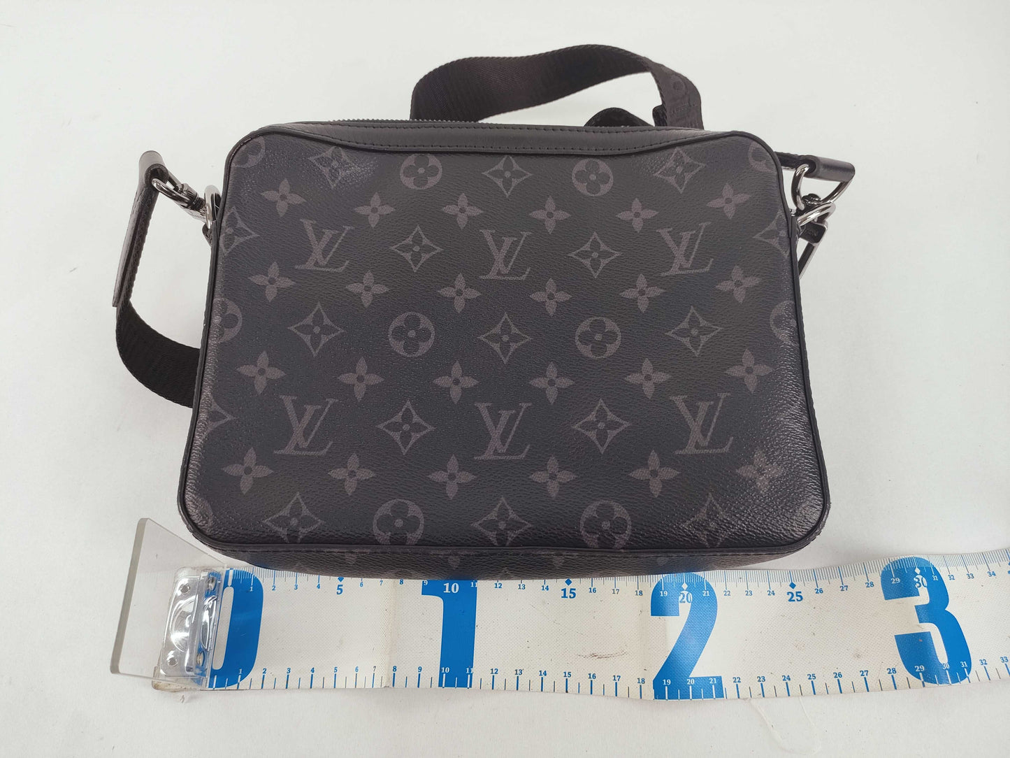 LOUIS VUITTON Monogram Eclipse Trio Messenger Shoulder Bag M69443 DU4270 Pouch/Coin Case Shoulder Bag