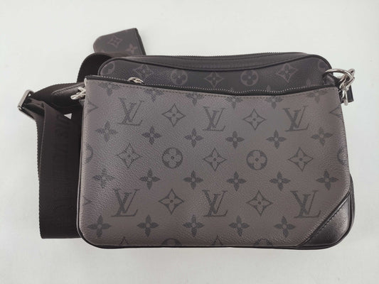 LOUIS VUITTON Monogram Eclipse Trio Messenger Shoulder Bag M69443 DU4270 Pouch/Coin Case Shoulder Bag