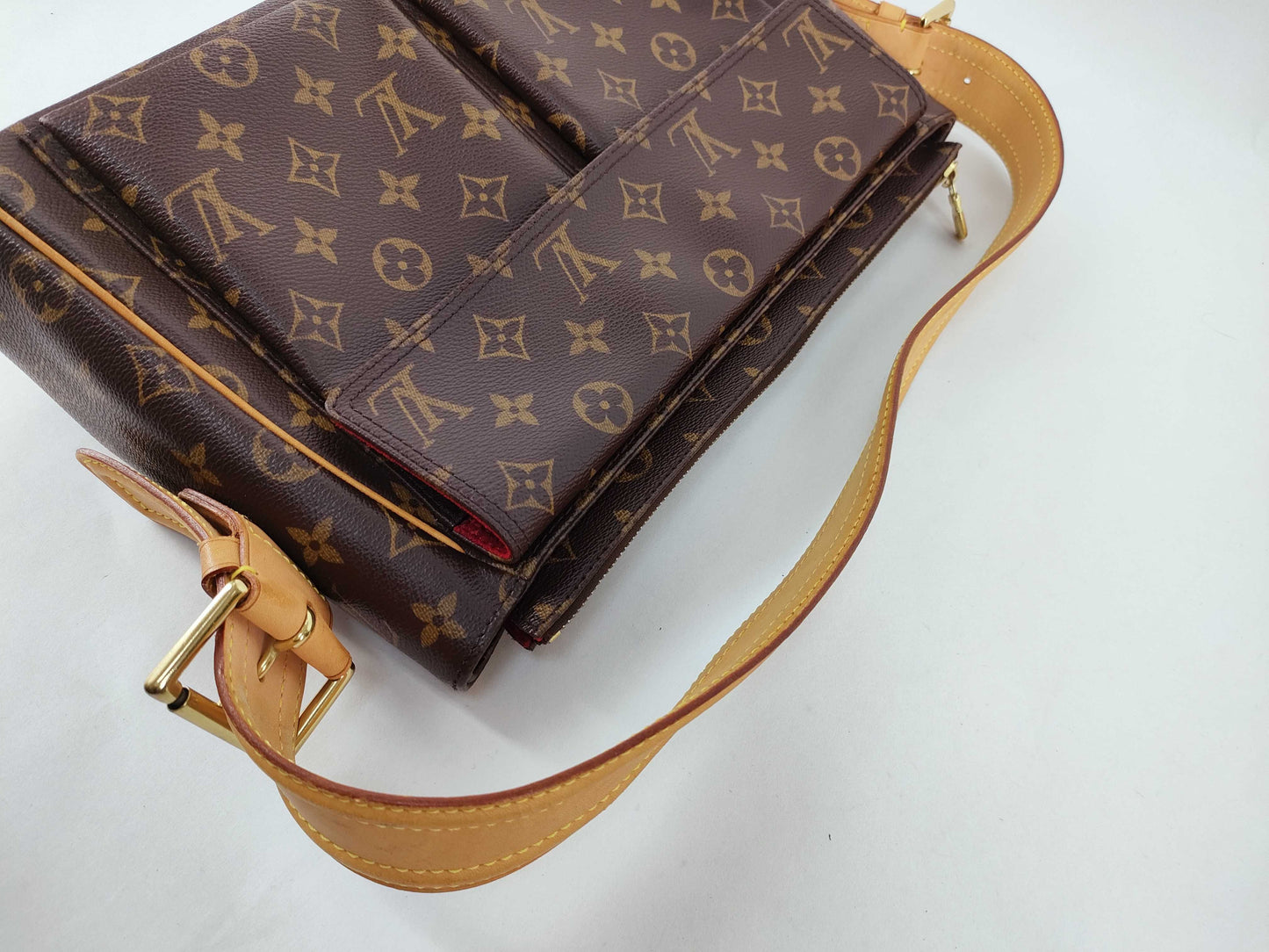LOUIS VUITTON Monogram Viva Cite GM Shoulder Bag M51163 AR0065 Shoulder Bag