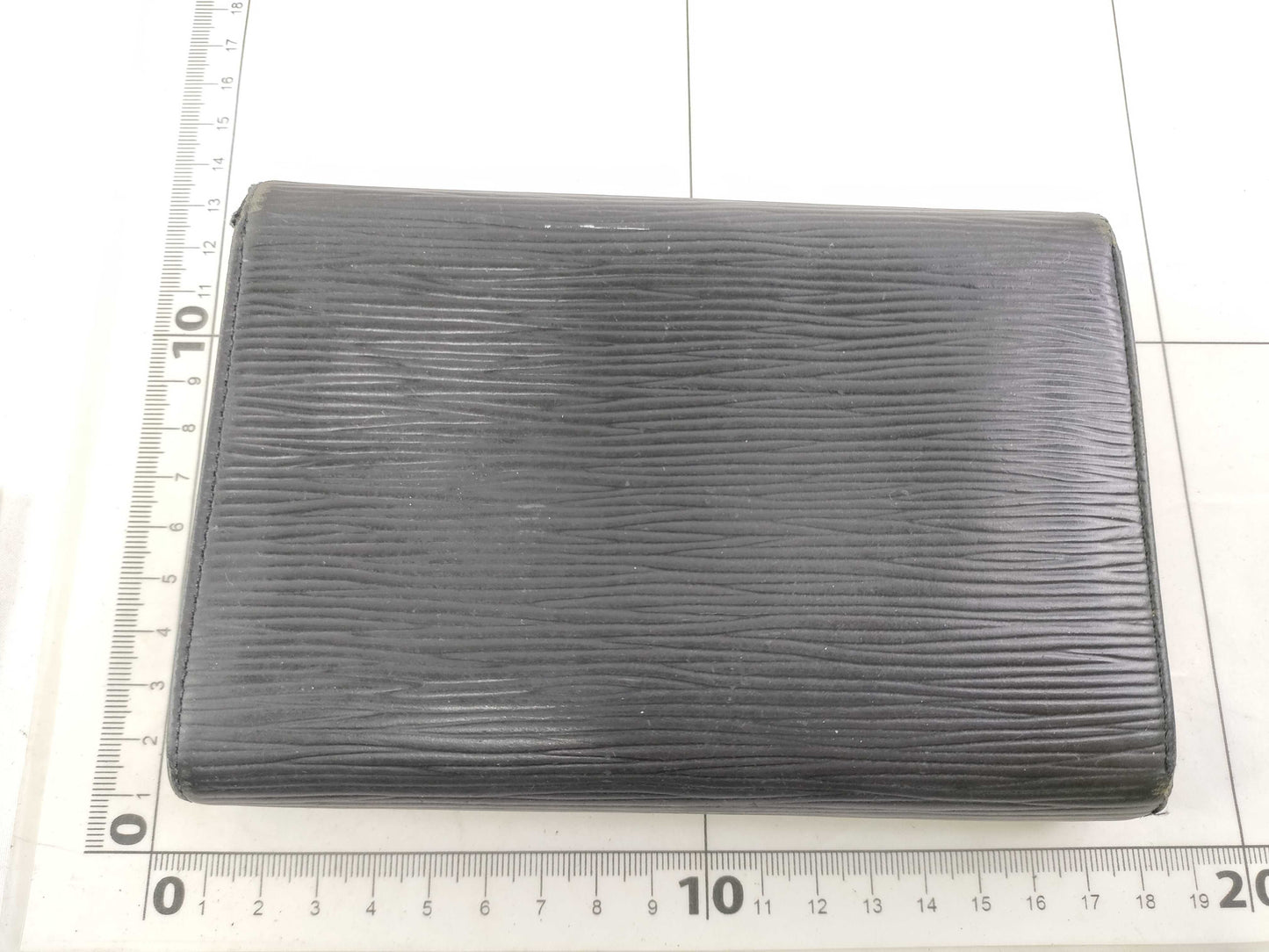 LOUIS VUITTON Epi Wallet Porte Tresor International M63382 Wallet