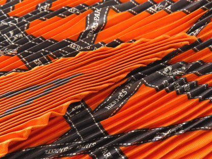 HERMES Carre Hermes Pleated Carre Scarf