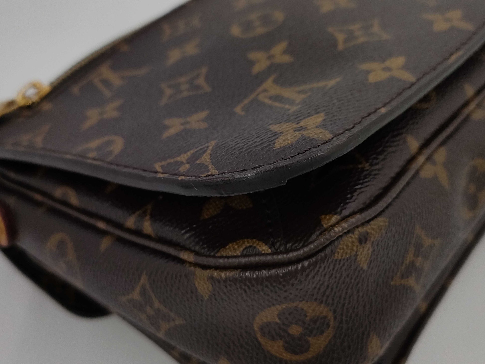 LOUIS VUITTON Louis Vuitton Message Shoulder Bag Handbag