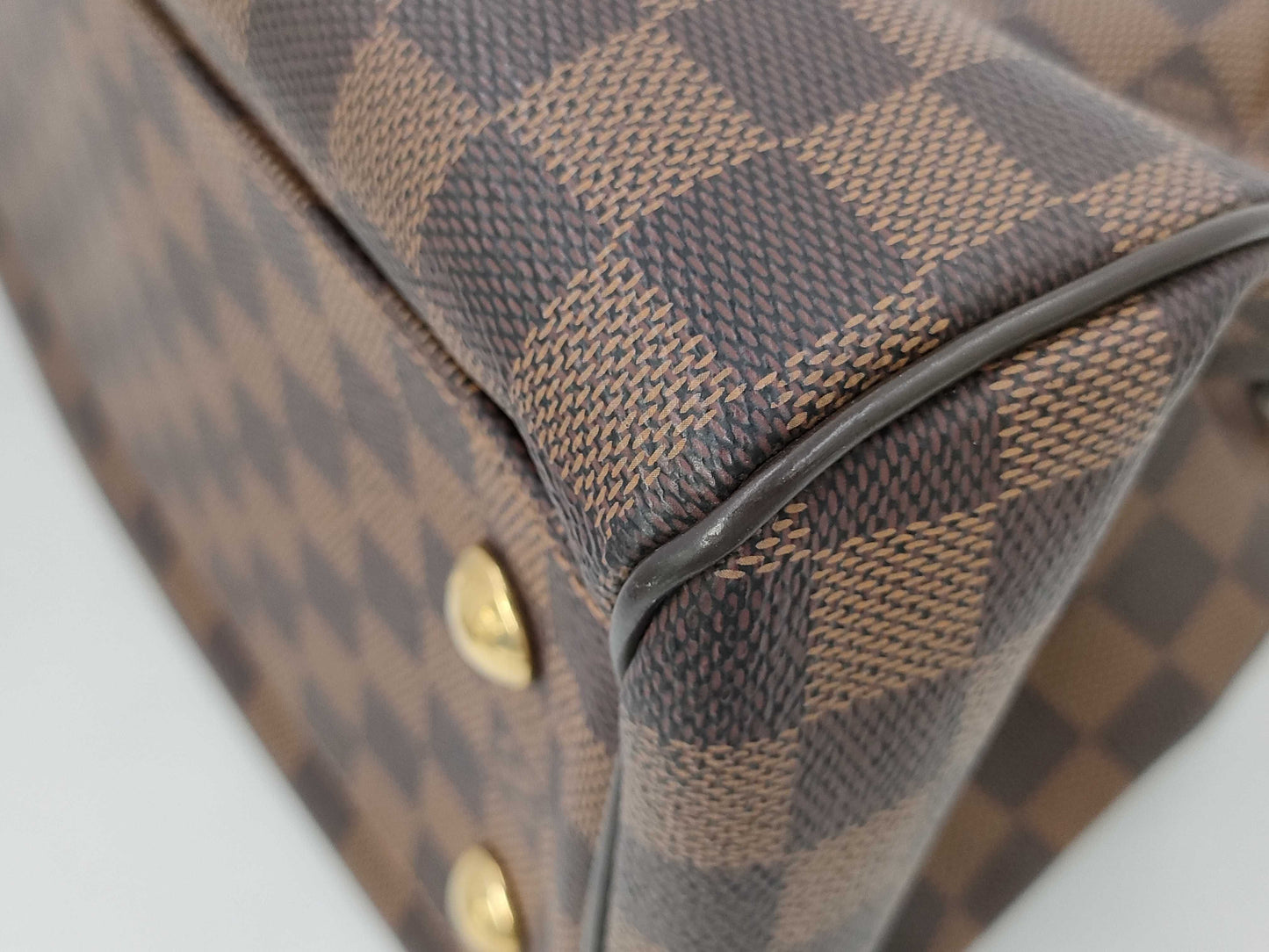 LOUIS VUITTON Monogram Louis Vuitton Damier Trevi GM Bag