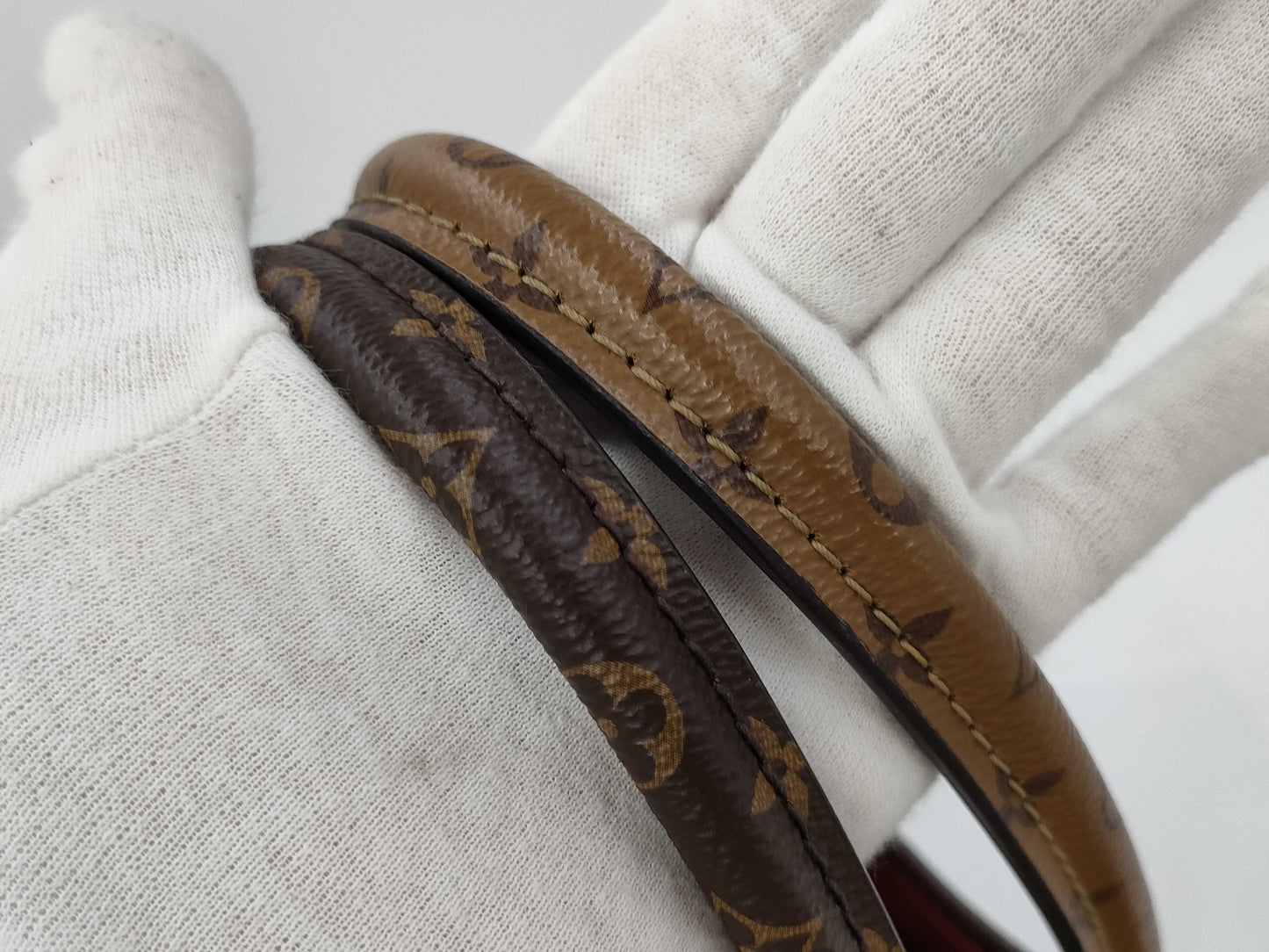 LOUIS VUITTON Louis Vuitton On the Go GM Tote Bag