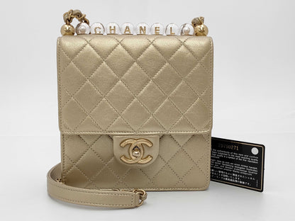 CHANEL Matelasse Chain Shoulder Bag