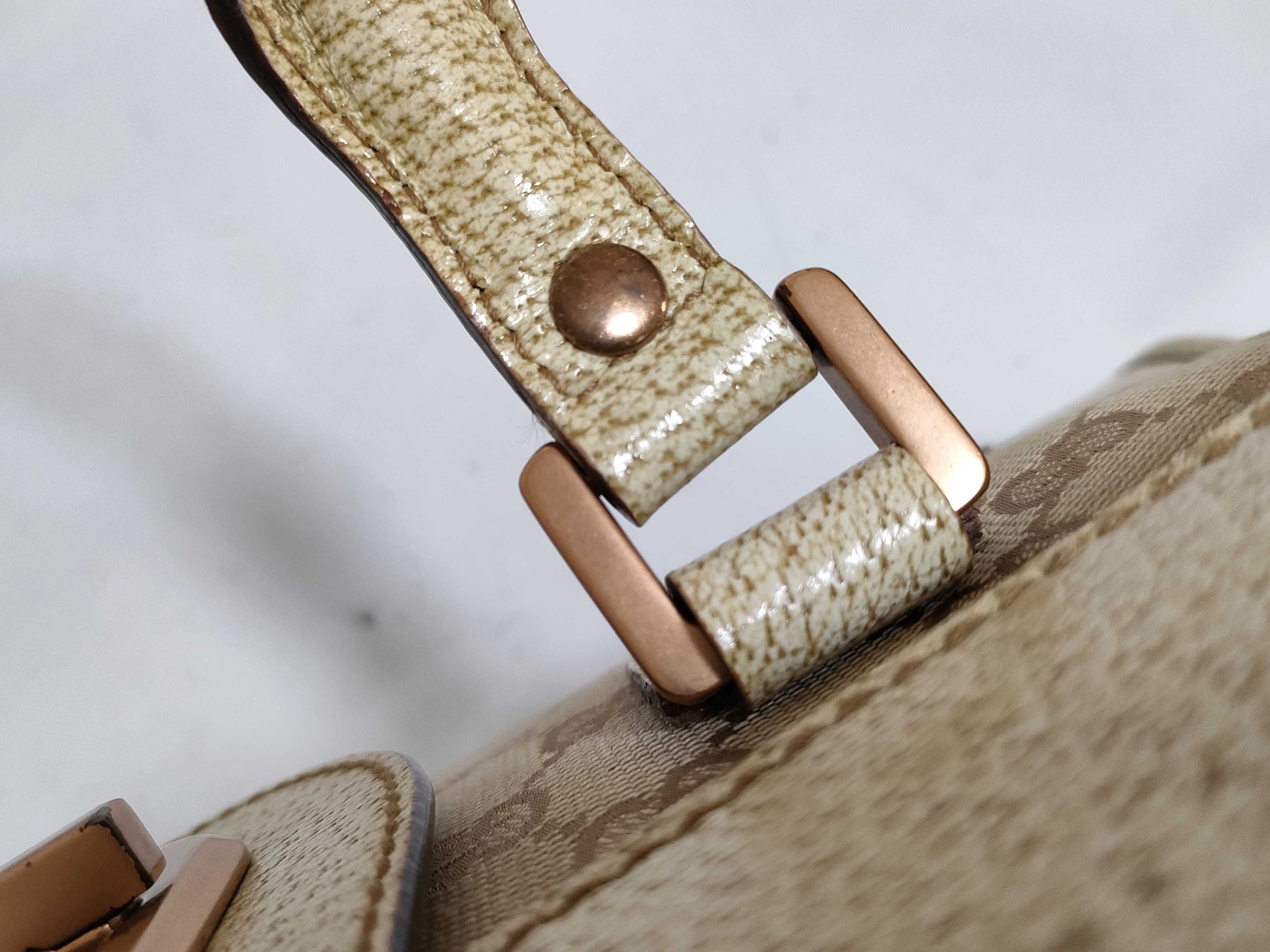 GUCCI GG Canvas Turnlock Handbag