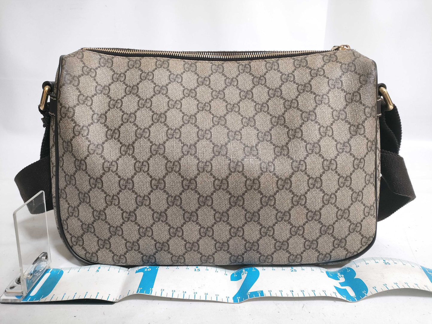 GUCCI GG Supreme Shoulder Bag