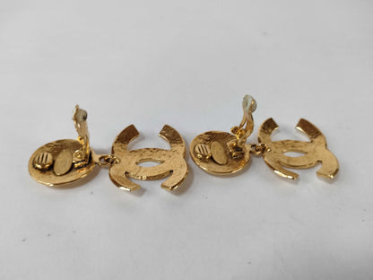CHANEL Chanel Swing Earrings Gold 94P Earrings