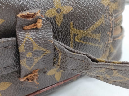 LOUIS VUITTON Monogram Shoulder Bag 