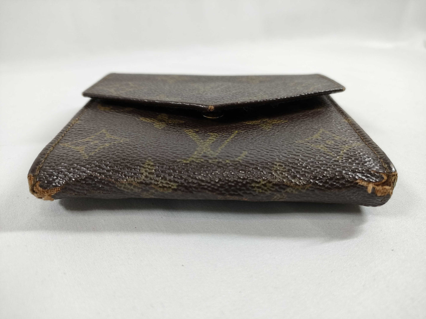 LOUIS VUITTON Louis Vuitton Porte Monnaie Bi-Eye Carte Credit Monogram Wallet with Gold Hardware M61660