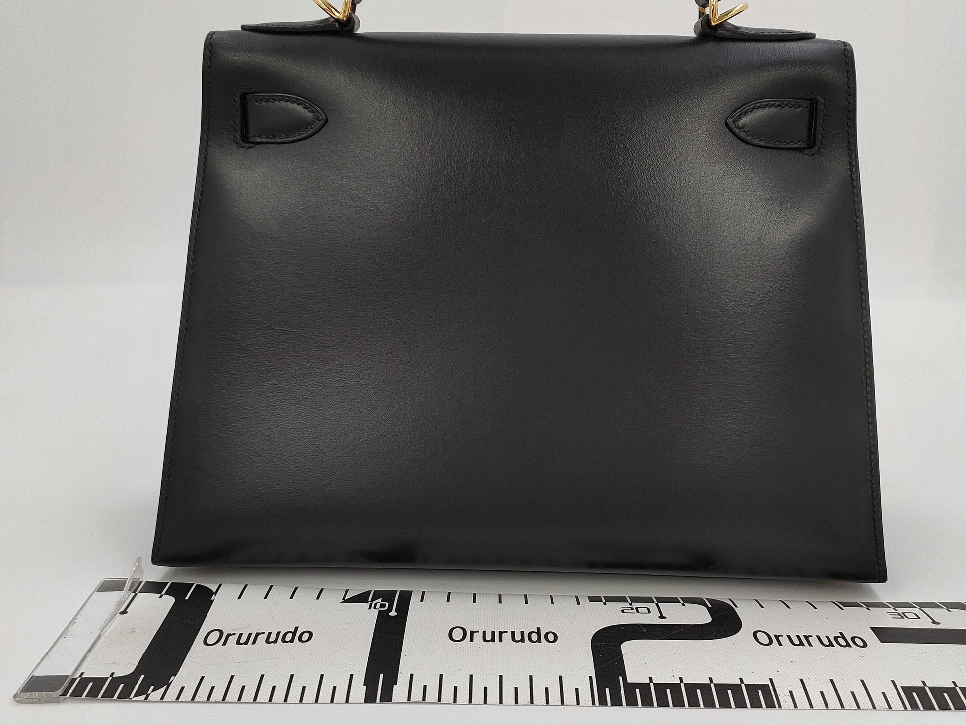 HERMES Kelly 28 □C Stamp Box Calf Noir Gold Hardware Handbag