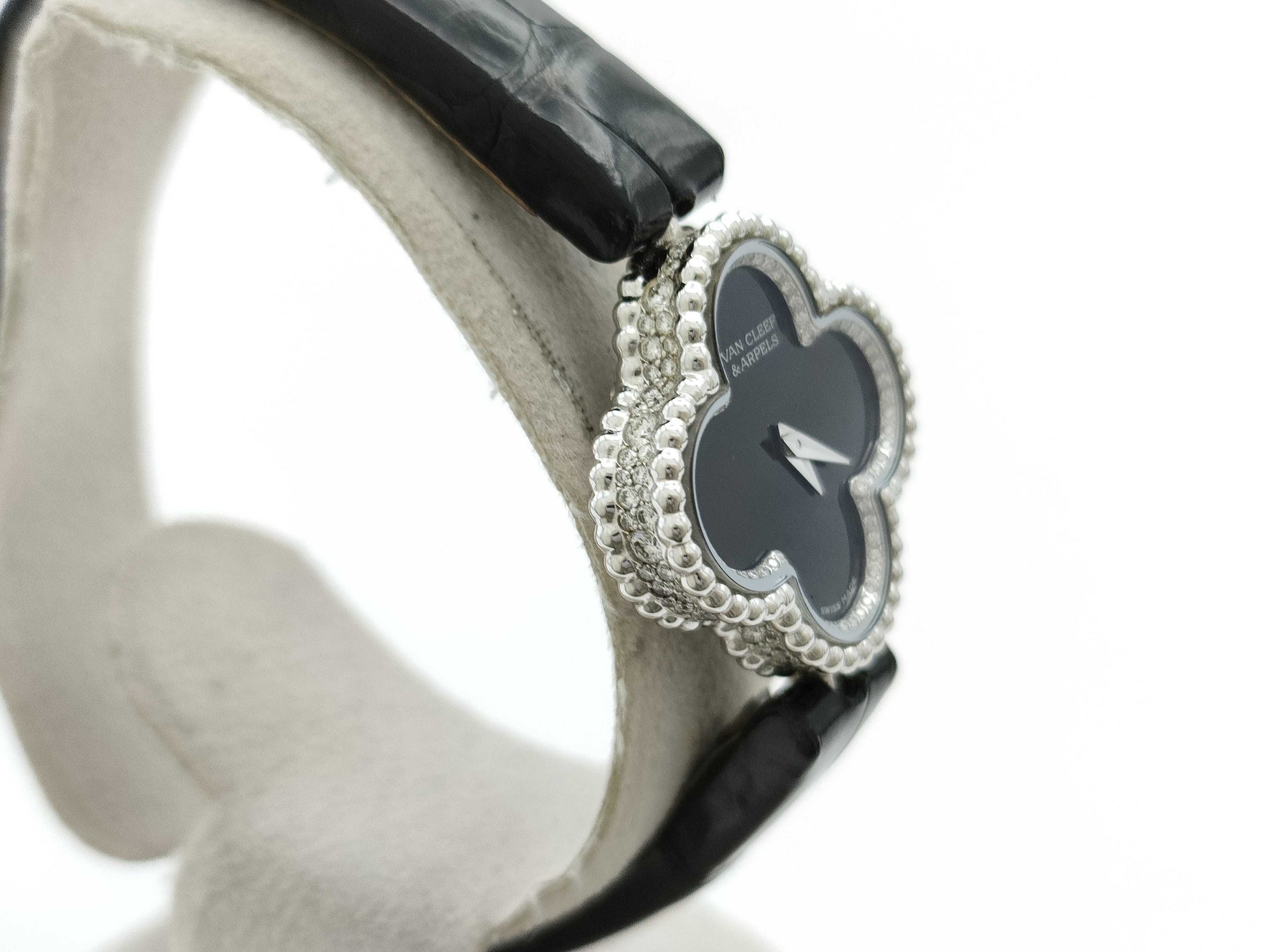 Van Cleef & Arpels Van Cleef & Arpels HH111846 3386240 Quartz K18 Women's Watch