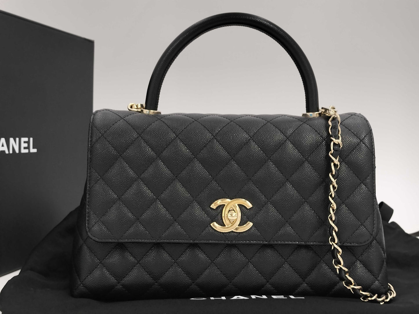 LOUIS VUITTON Chanel Coco Handle 29 S Caviar Skin Microchip Shoulder Bag