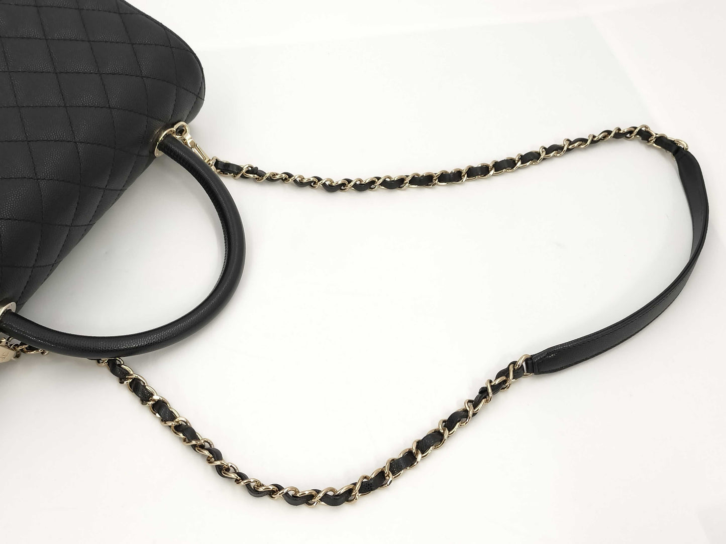 LOUIS VUITTON Chanel Coco Handle 29 S Caviar Skin Microchip Shoulder Bag