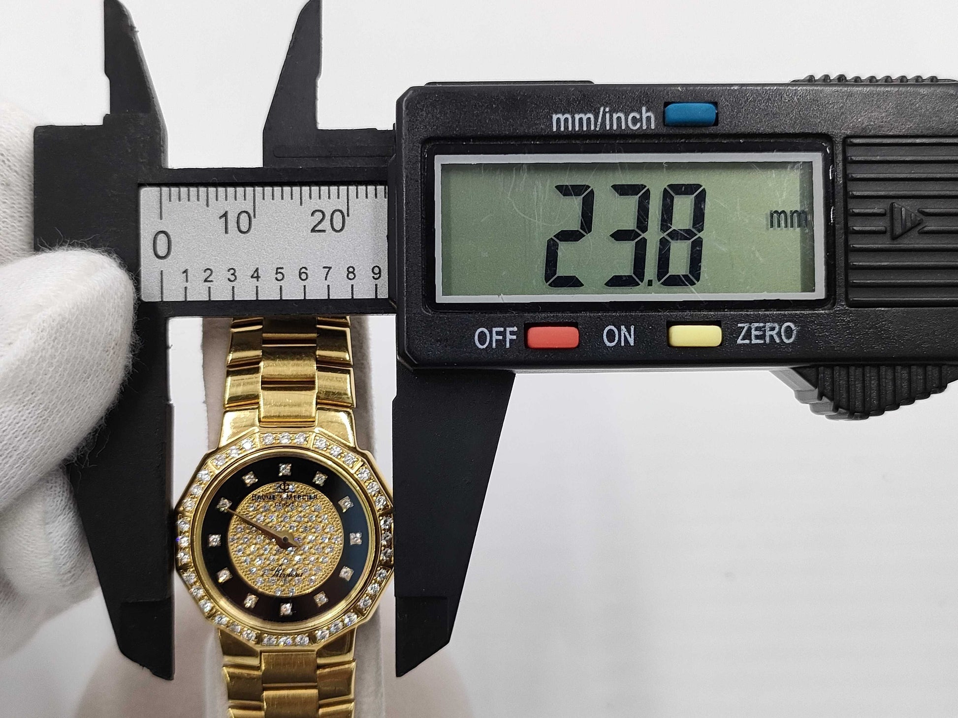 BAUME & MERCIER 83212.988 1599285 Quartz K18 Women's Watch