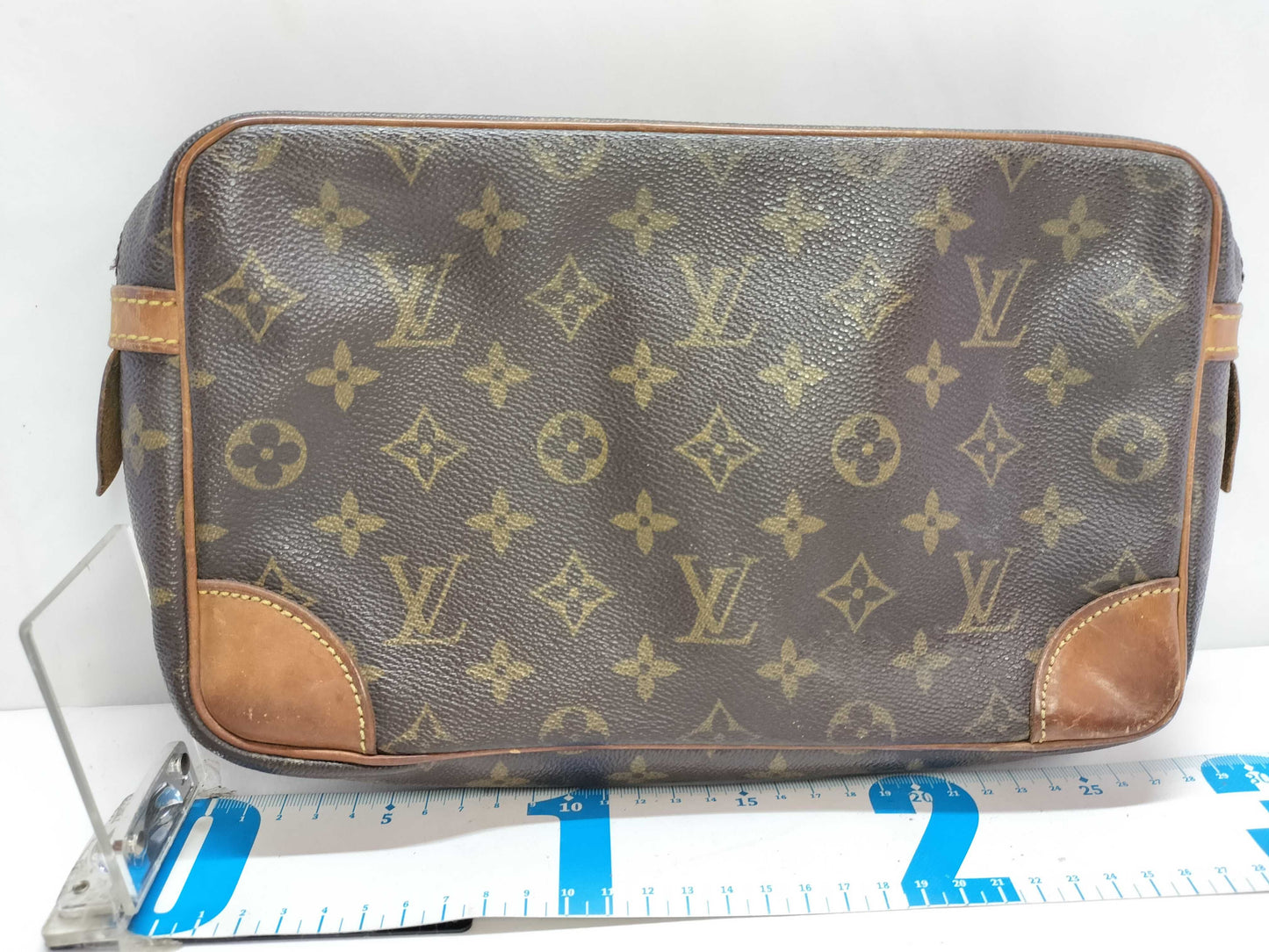 LOUIS VUITTON Monogram Branded Second Bag