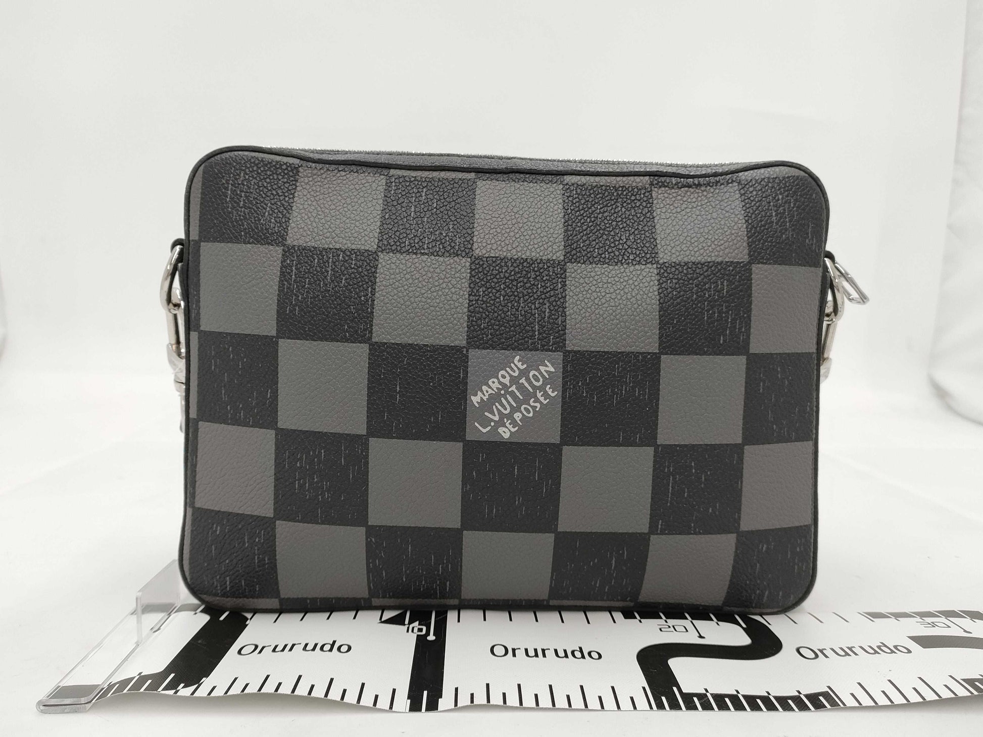 LOUIS VUITTON Trio Messenger Shoulder Bag