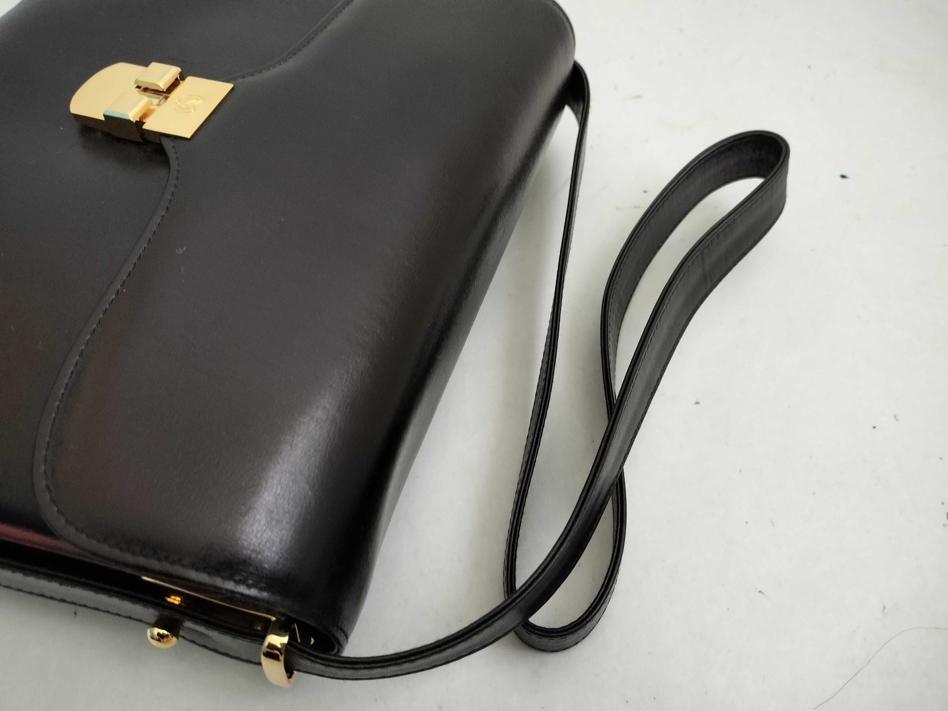 mila schon shoulder bag