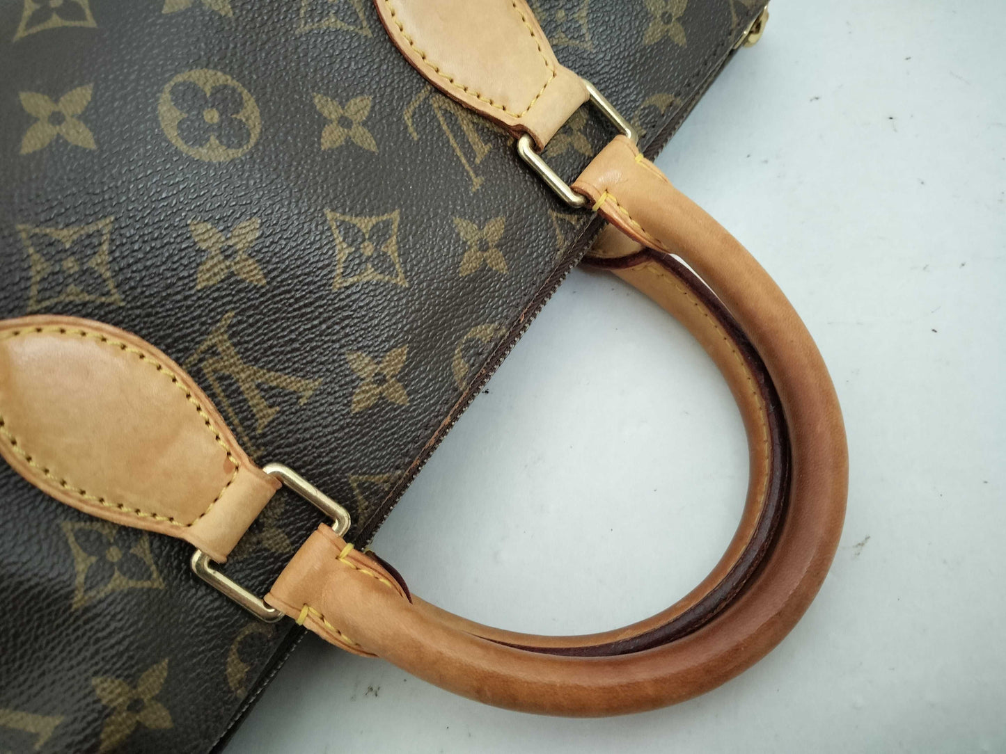 LOUIS VUITTON Monogram Louis Vuitton Bag Handbag