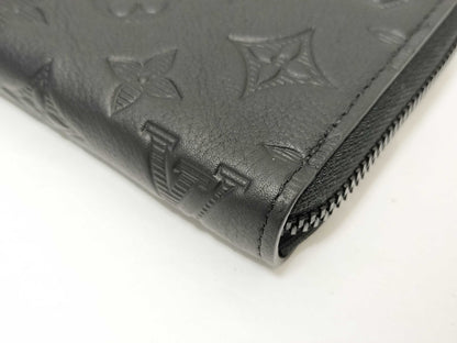 LOUIS VUITTON Unused Wallet