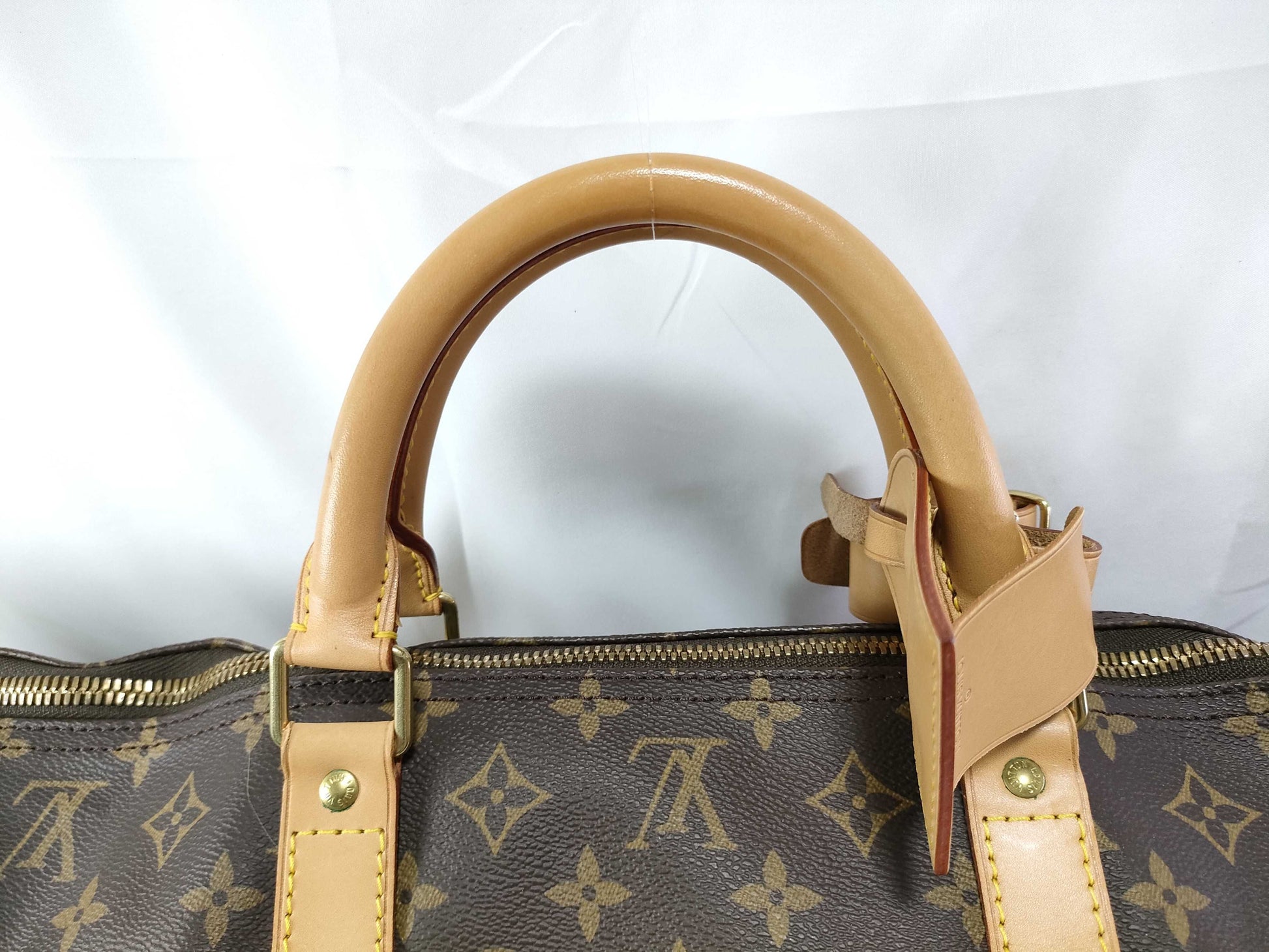 LOUIS VUITTON Monogram Louis Vuitton Keepall 60 Boston Bag