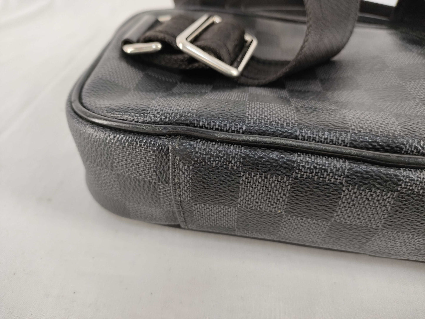 LOUIS VUITTON Damier Graffit Amplar N41289 Waist Bag