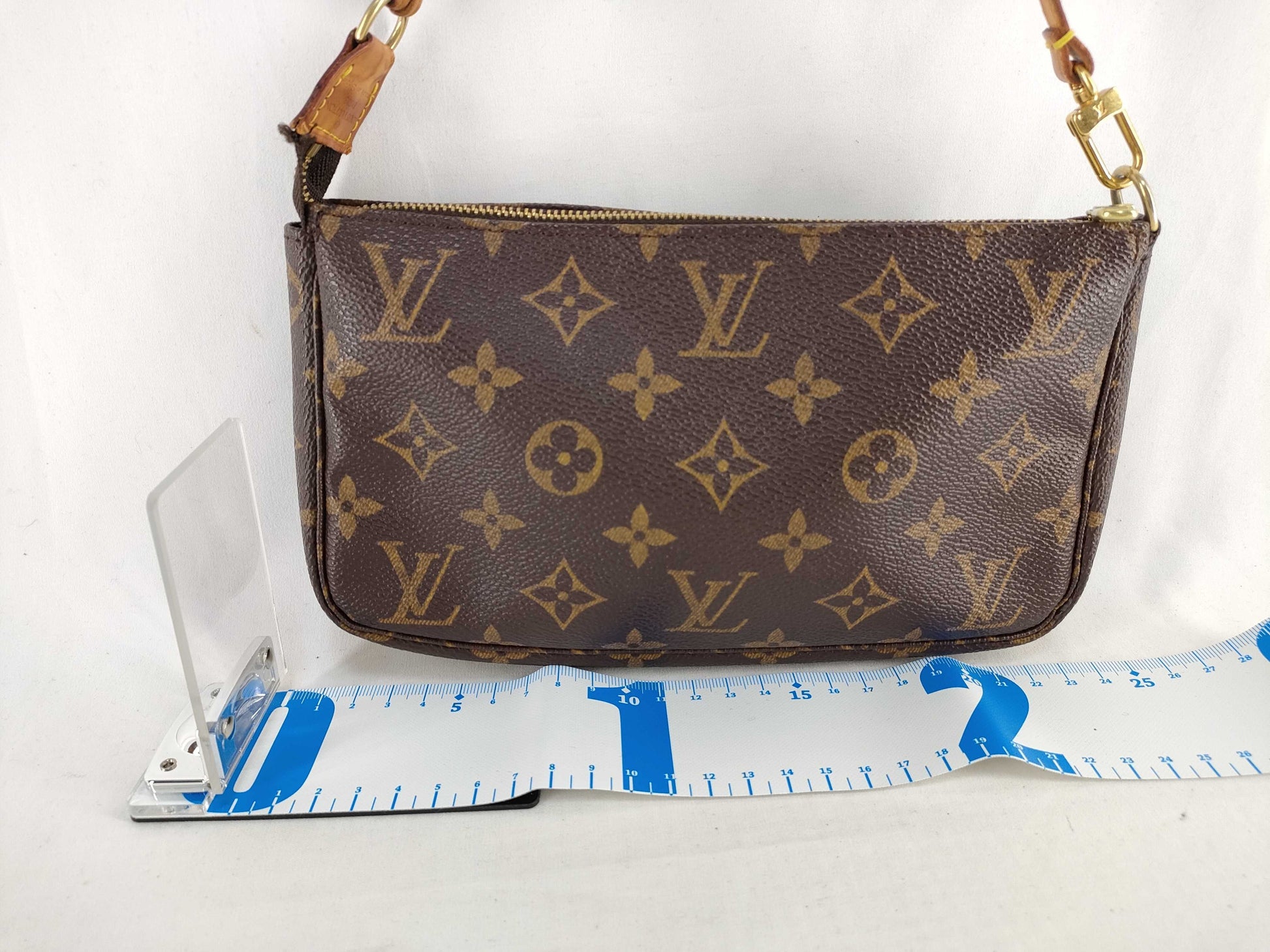 LOUIS VUITTON Monogram Pochette Accessoir M51980 Pouch